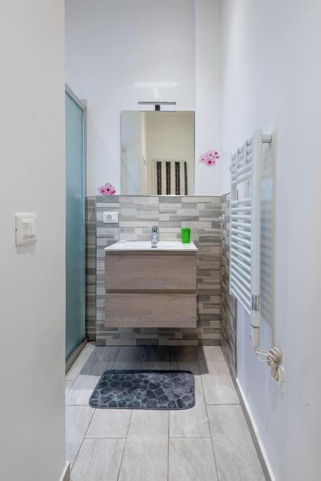 Unyca - Santa Croce Cozy Apartment Флоренция Экстерьер фото